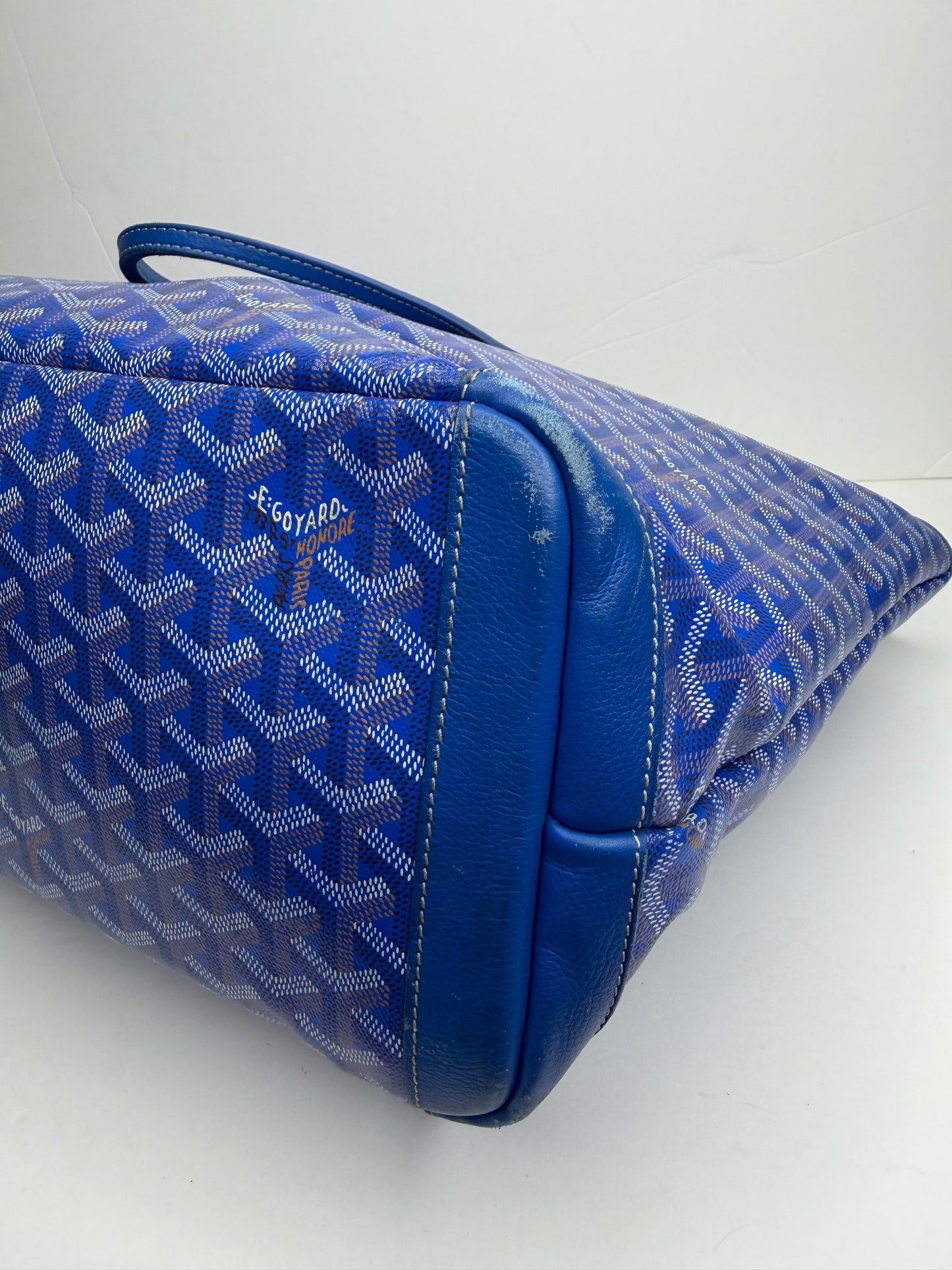 Pre-owned Goyard Artois MM goyardine canvas sky blue tote