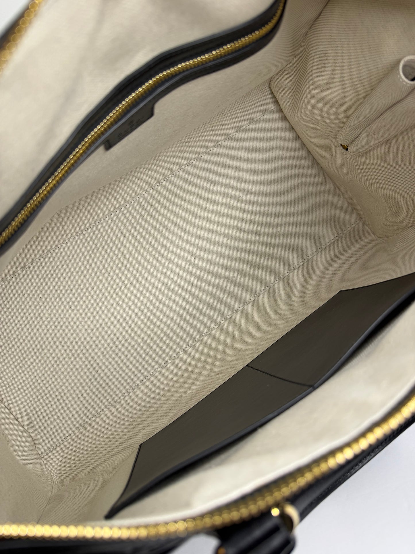 Pre-owned Gucci GG matelassé leather duffel bag