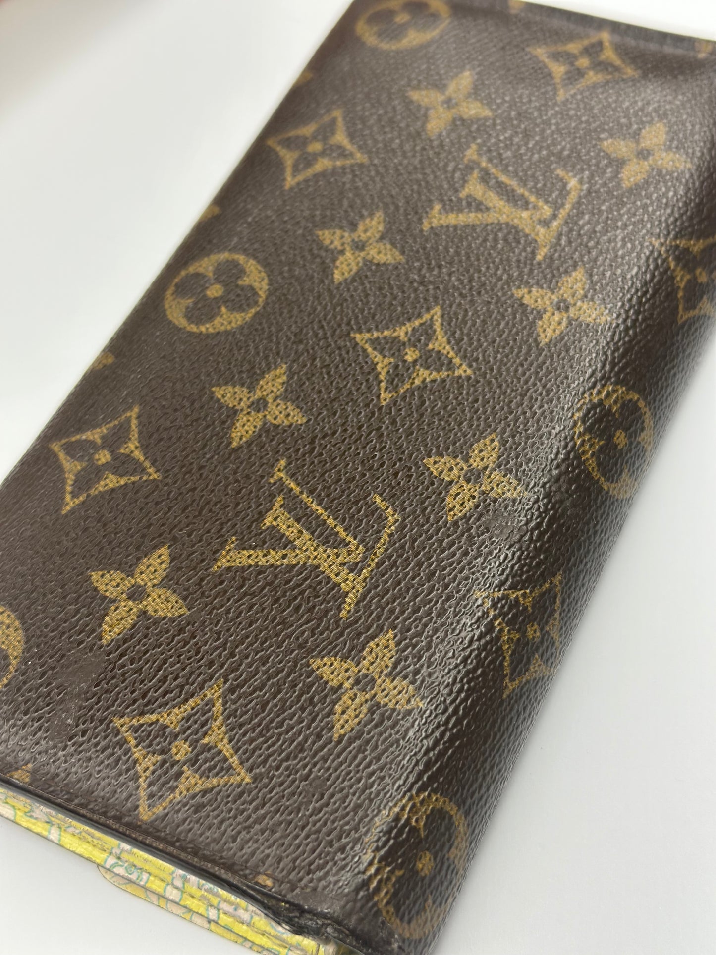 Pre-owned Louis Vuitton monogram canvas Limited, edition Sara wallet