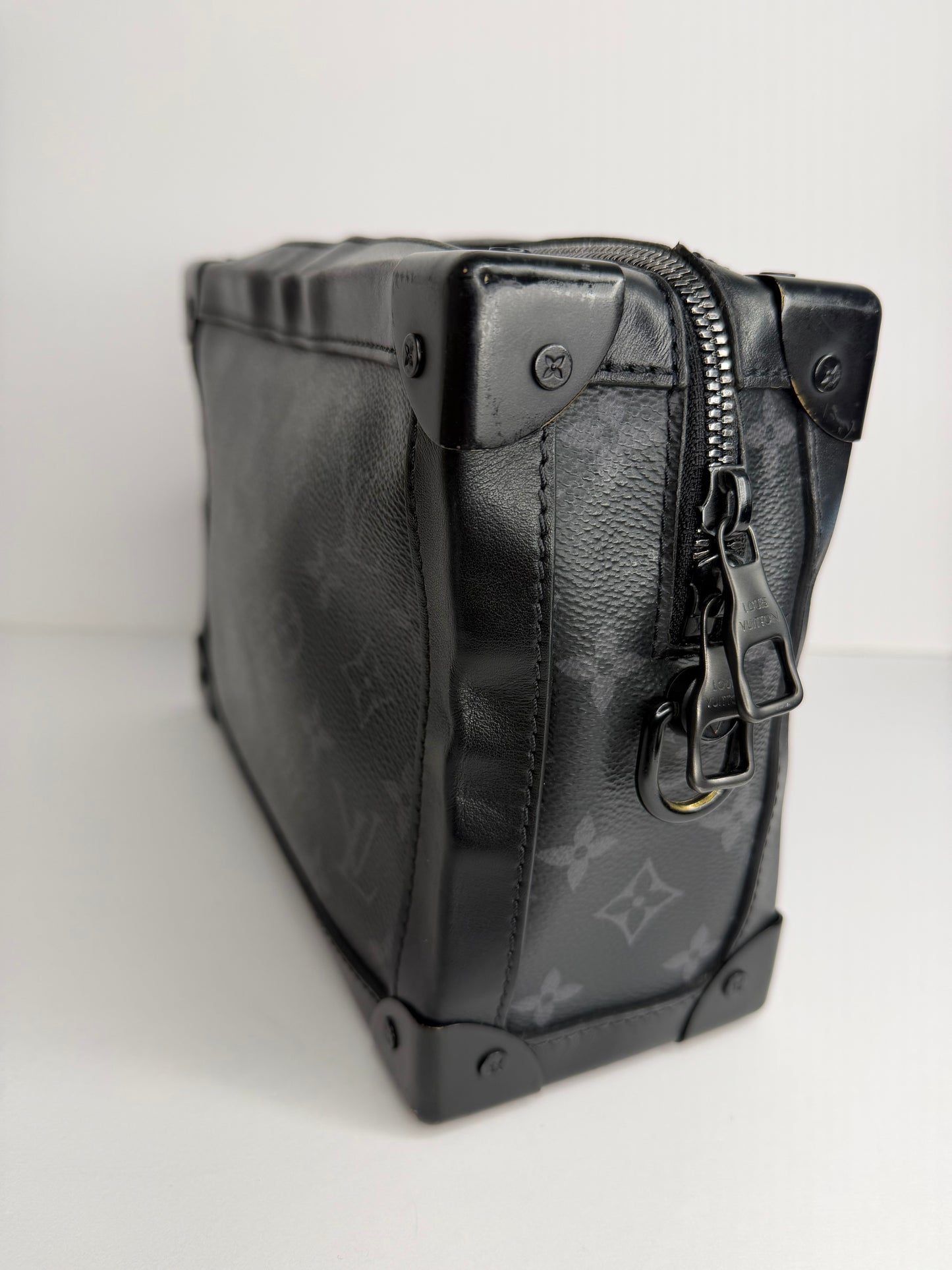 Pre-owned Louis Vuitton monogram eclipse, soft trunk Crossbody