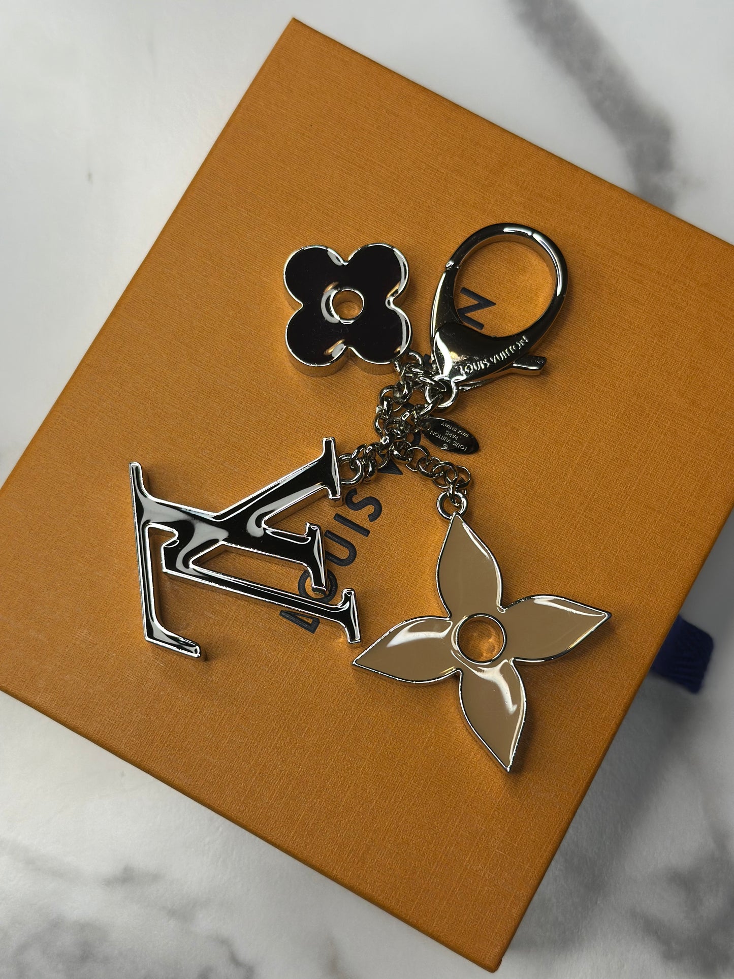 Pre-owned Louis Vuitton Fleur de Monogram Bag Charm