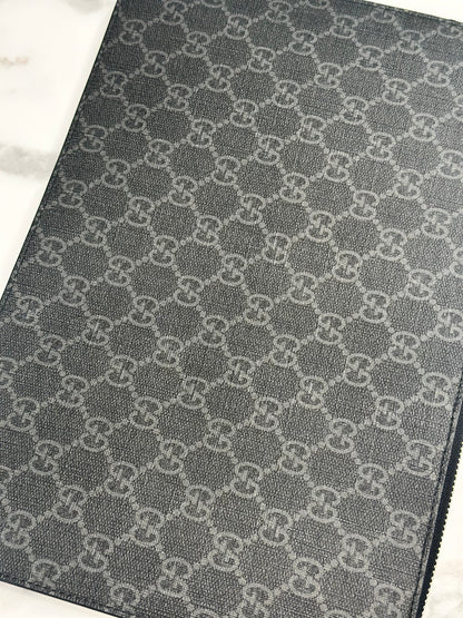 Pre-owned Gucci GG Supreme Bestiary Kingsnake Clutch