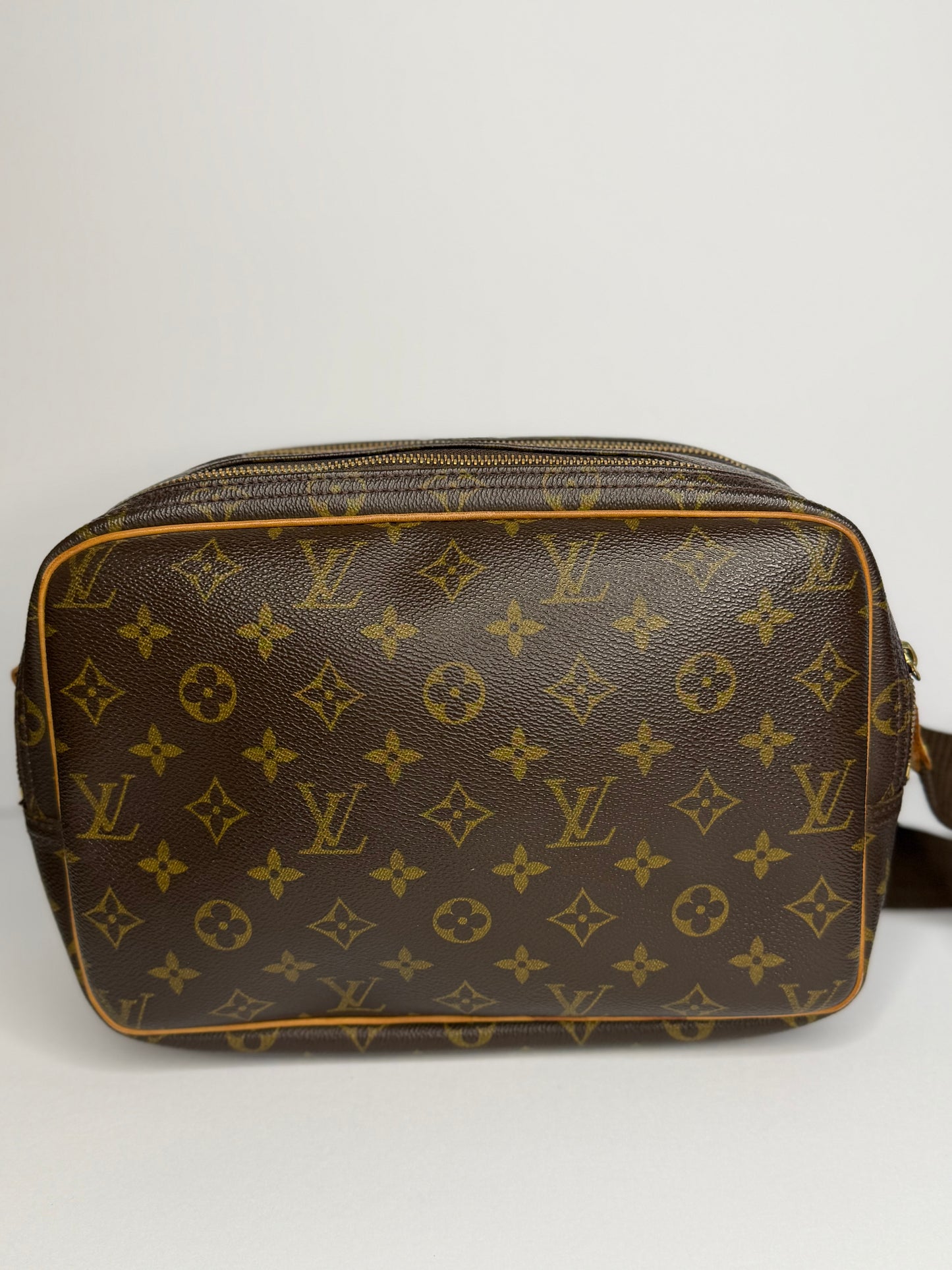 Pre-owned Louis Vuitton monogram, canvas reporter PM messenger