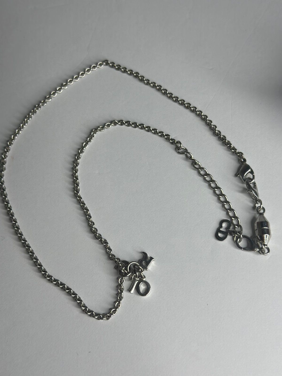 Pre-owned Christian Dior DIOR logo, palladium plated necklace