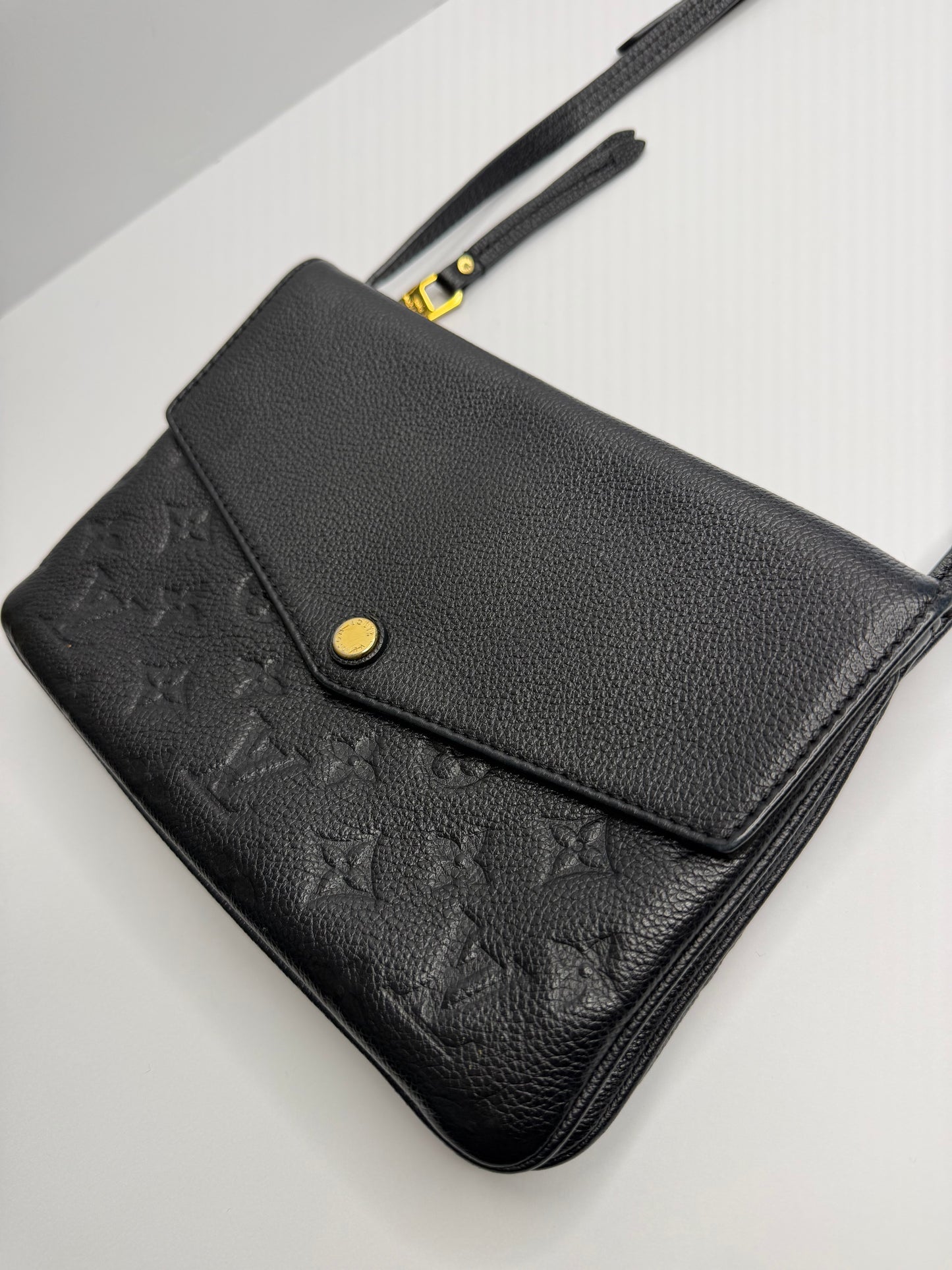 Pre-owned Louis Vuitton Empreinte Twice Black