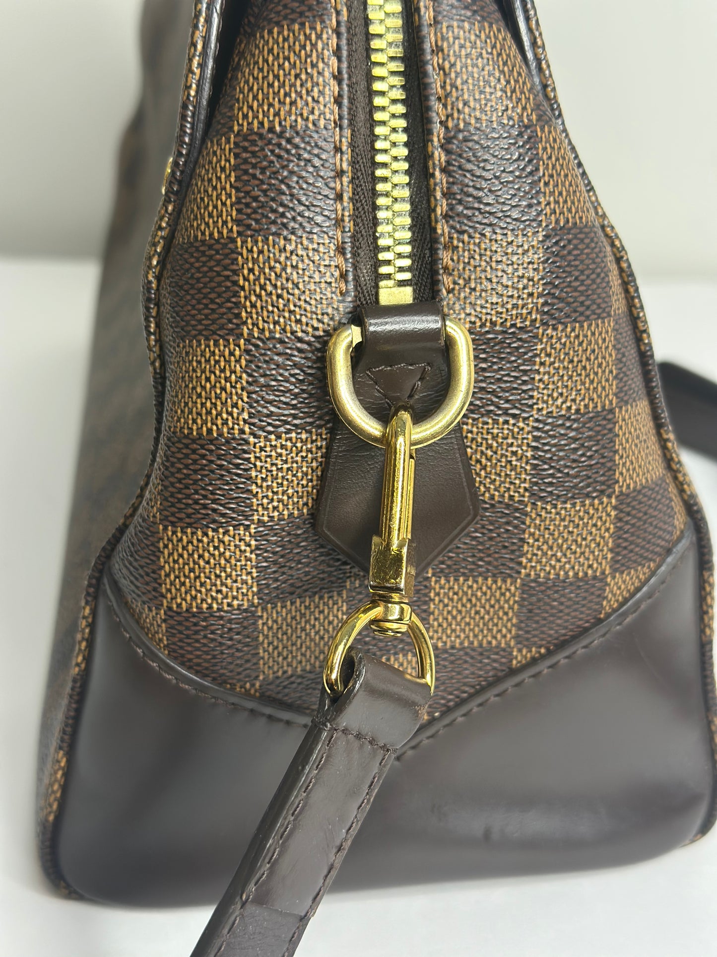 Pre-owned Louis Vuitton Damier ebene Kensington two way tote