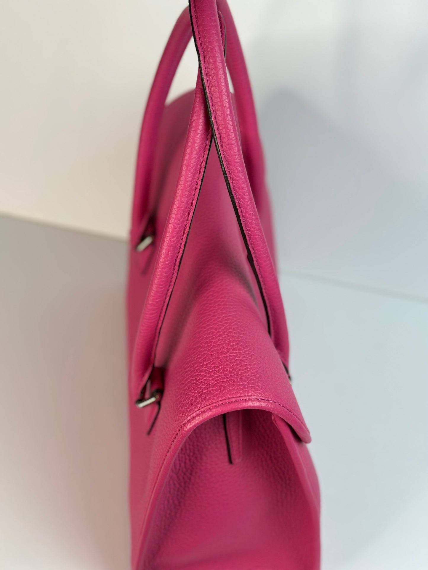 Pre-owned Loewe hot pink leather alamo top handle bag