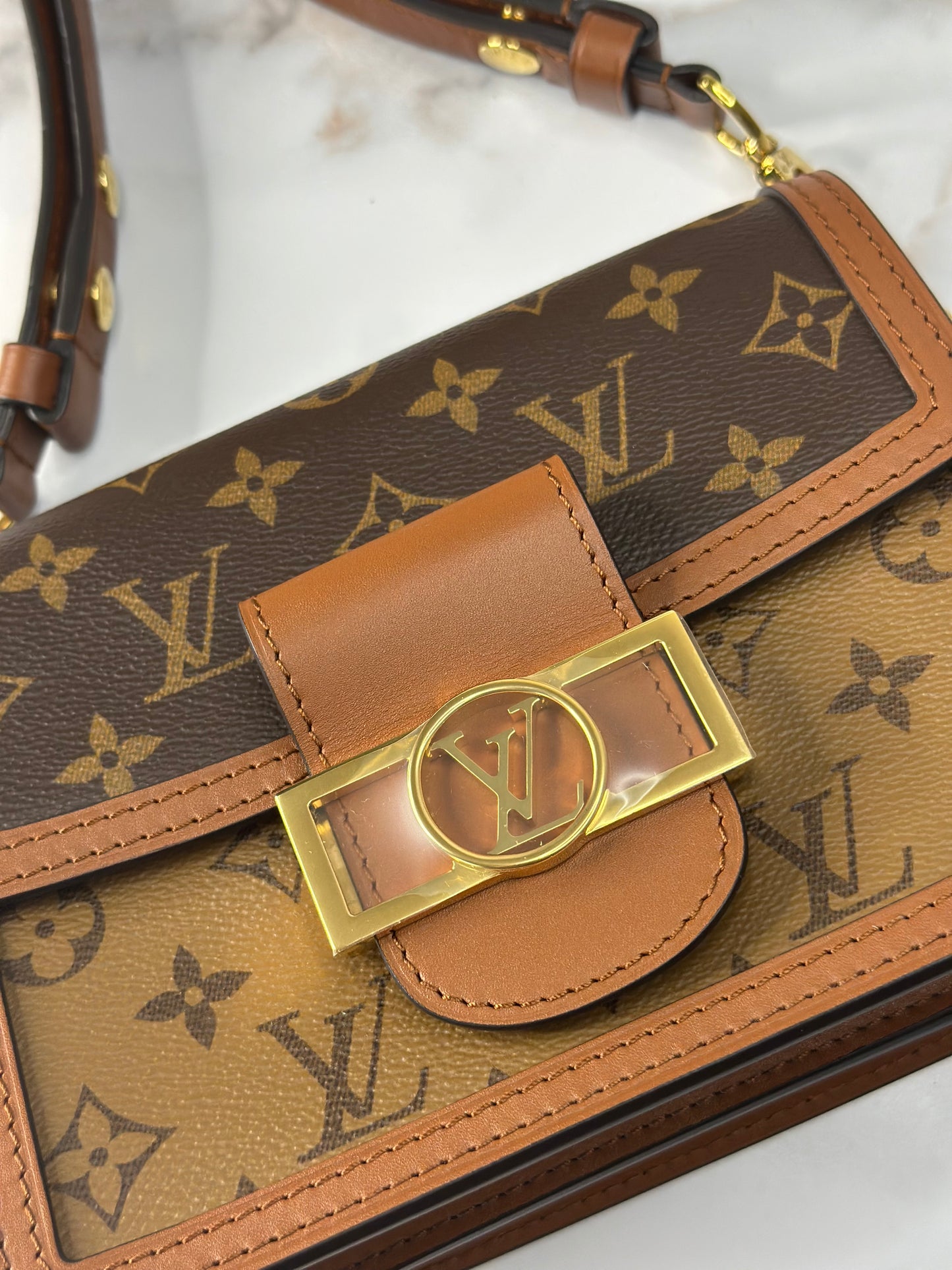 Pre-owned Louis Vuitton Dauphine Shoulder Bag Reverse Monogram Canvas Mini