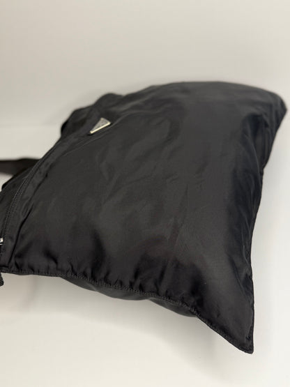 Pre-owned Prada black nylon shoulder tote