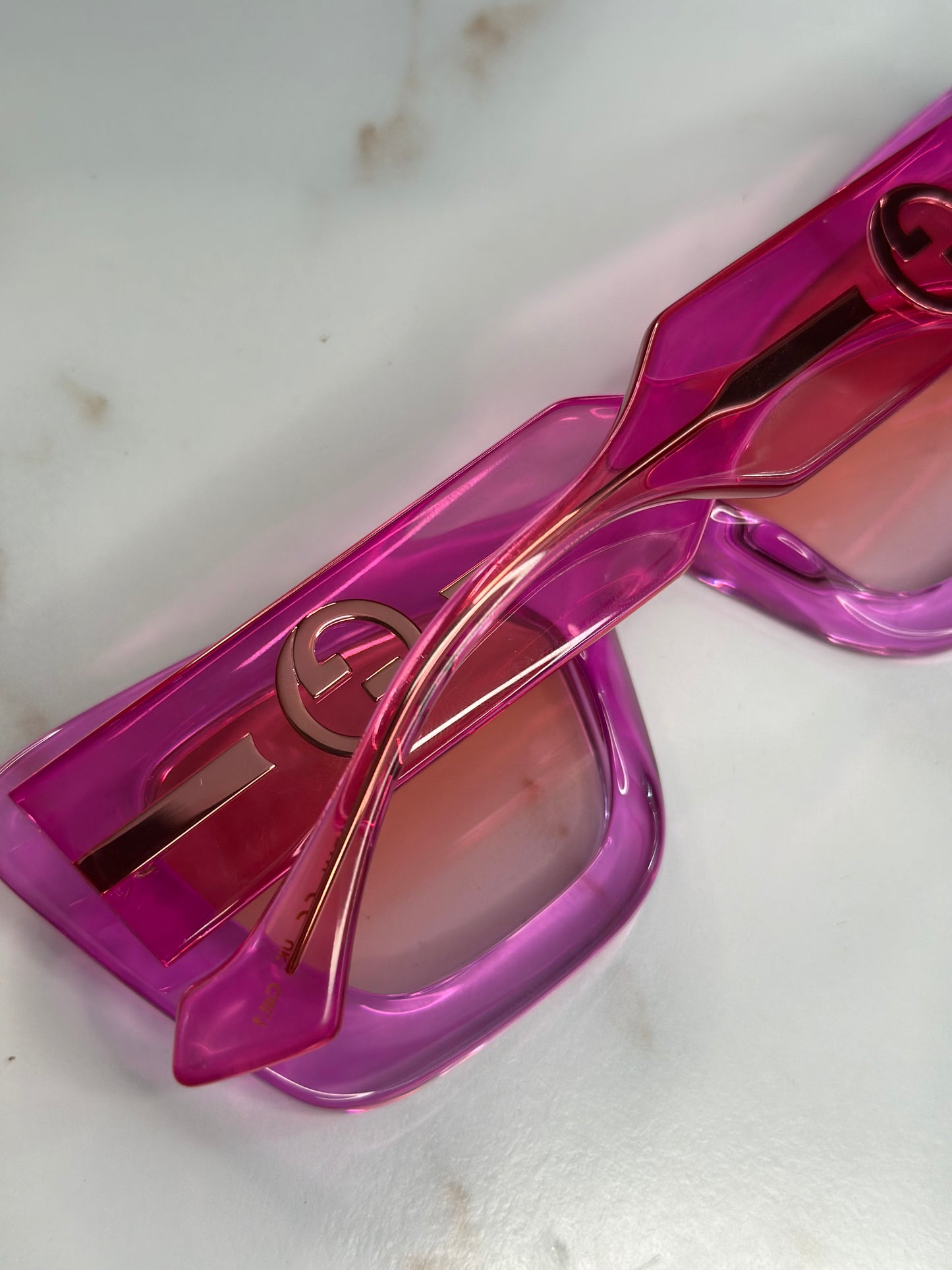 Pre-owned Gucci hot pink interlocking logo sunglasses