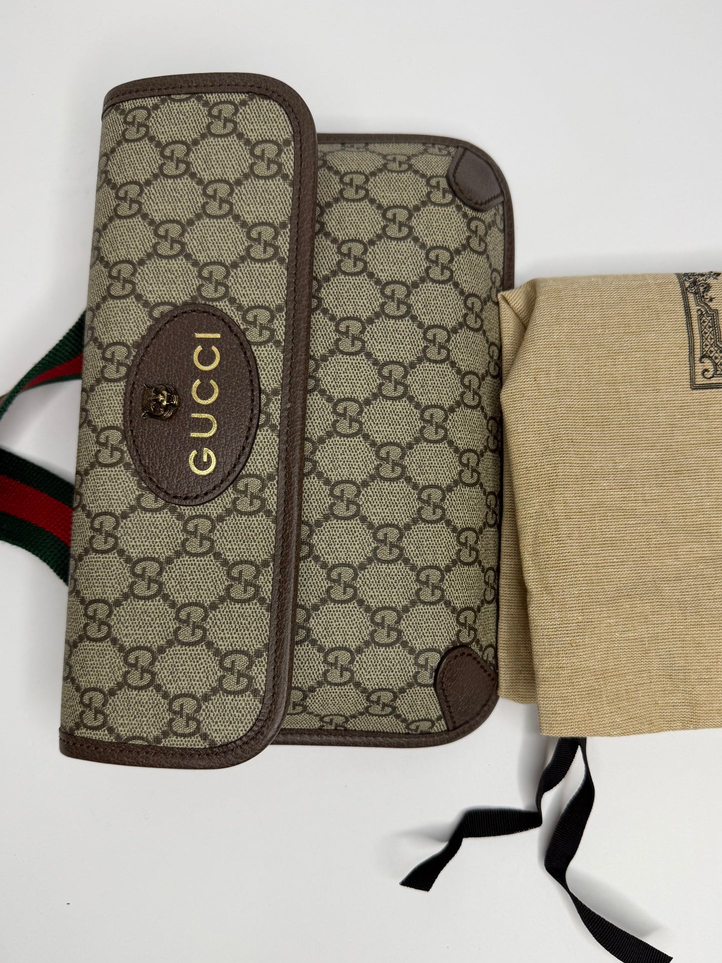 Pre-owned Gucci Neo Vintage GG Supreme canvas belt bag
