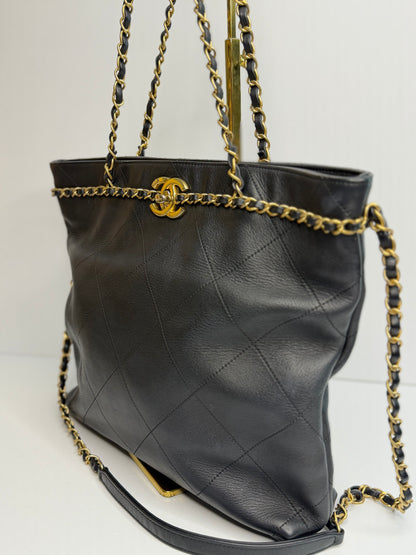 Pre-owned Chanel CC Lock Chain Handle Shopping Tote Quilted Calfskin