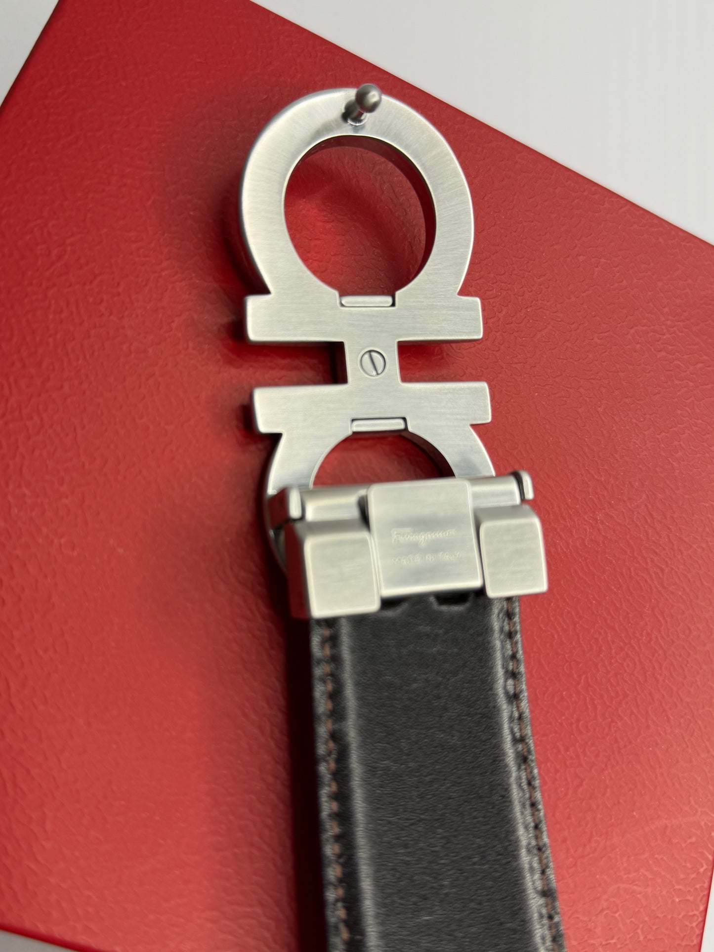 Pre-owned Ferragamo black leather belt size 115