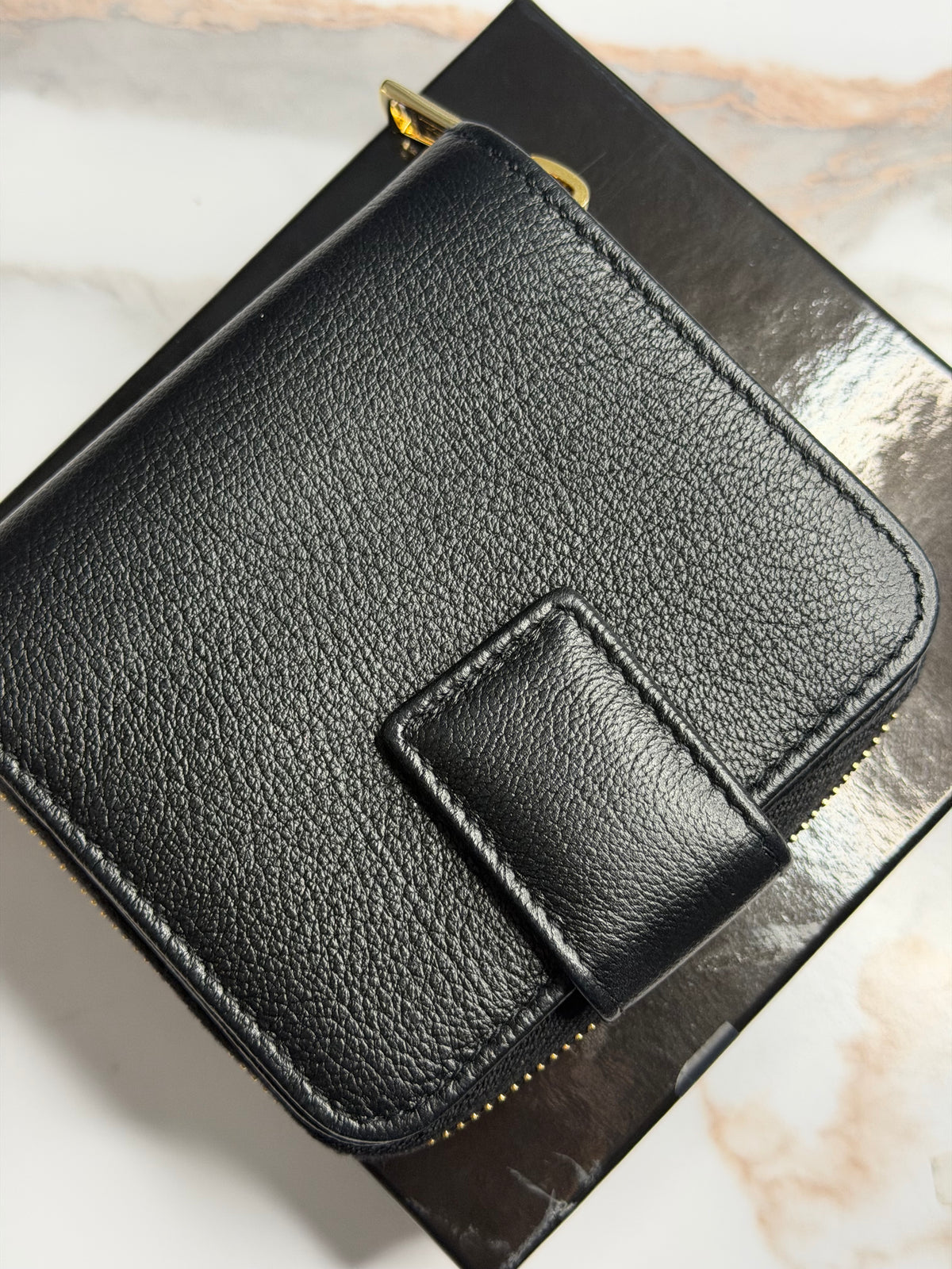 Pre-owned Saint Laurent black, leather, compact zip wallet