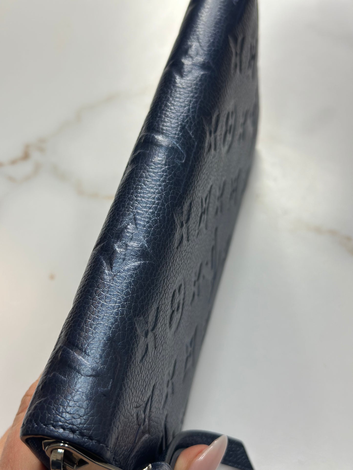 Pre-owned Louis Vuitton metallic navy empriente leather zippy wallet