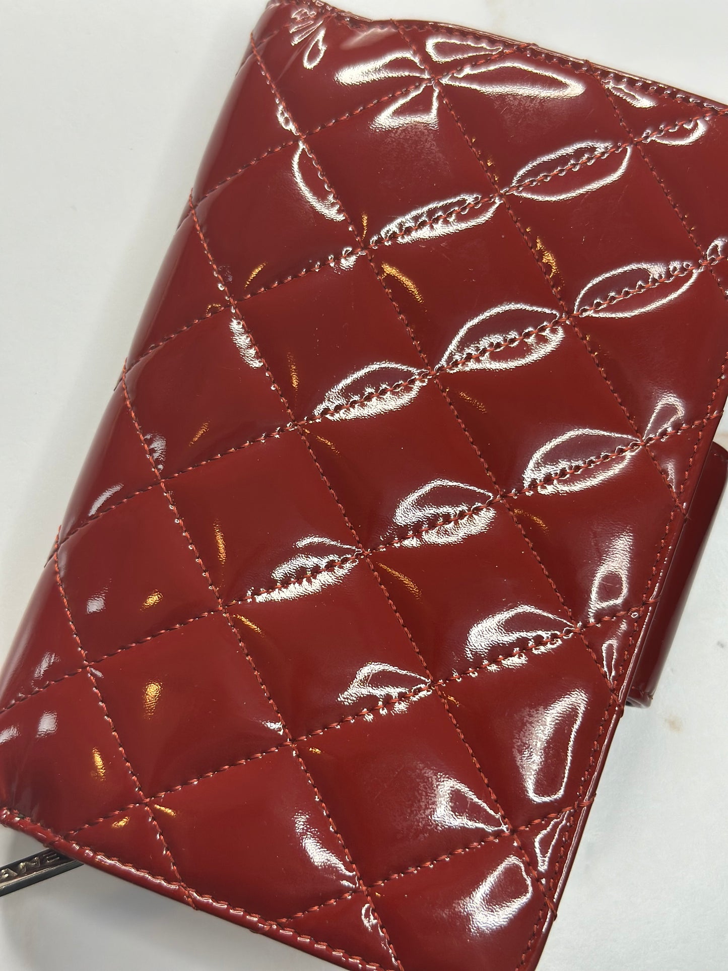 Pre-owned Chanel Quilted Red Patent Leather medium wallet