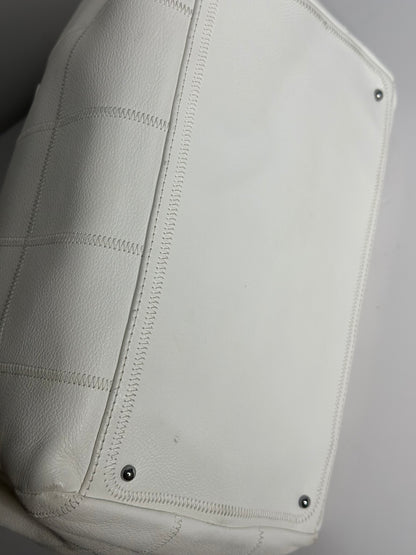 Pre-owned Chanel white calfskin leather LAX bowler bag