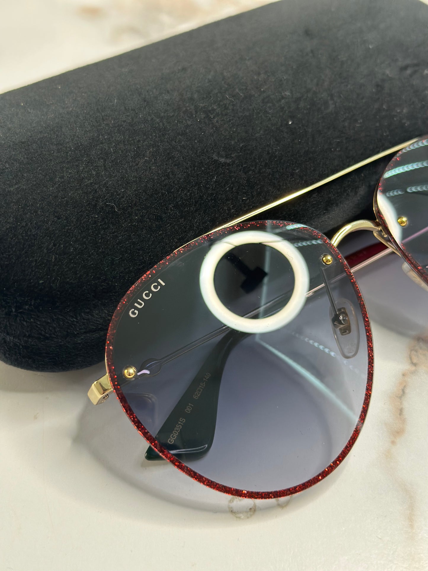 Pre-owned Gucci Red Glitter Oversized Aviators