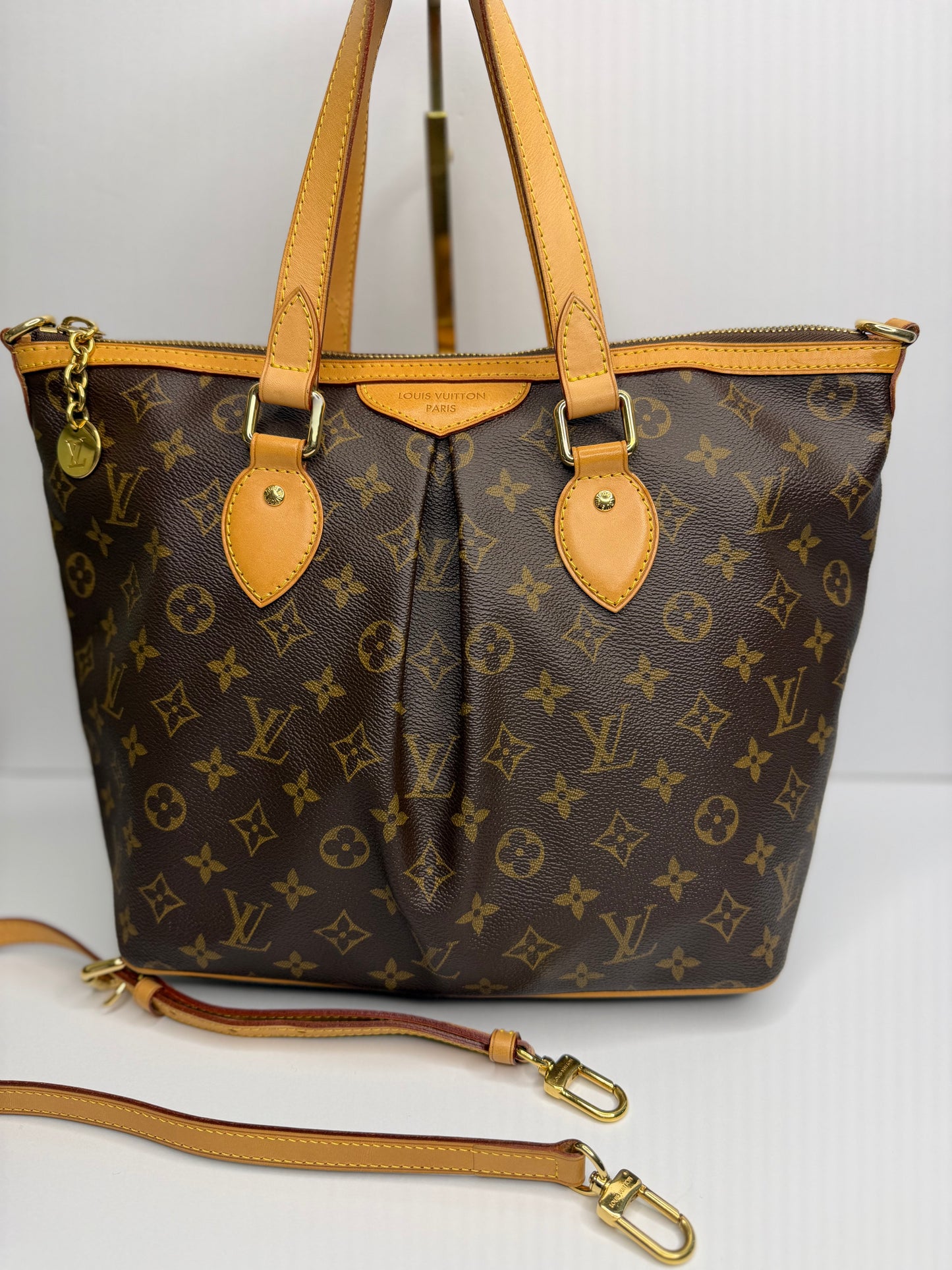 Pre-owned Louis Vuitton Monogram Palermo tote