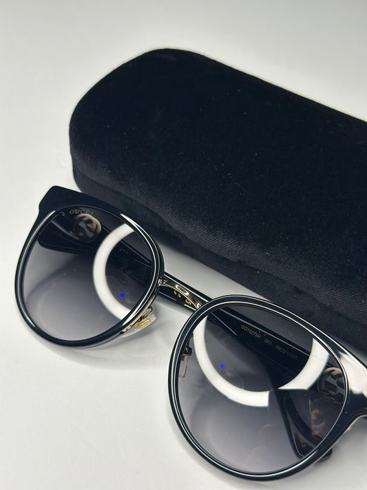 Pre-owned Gucci interlocking logo black sunglasses
