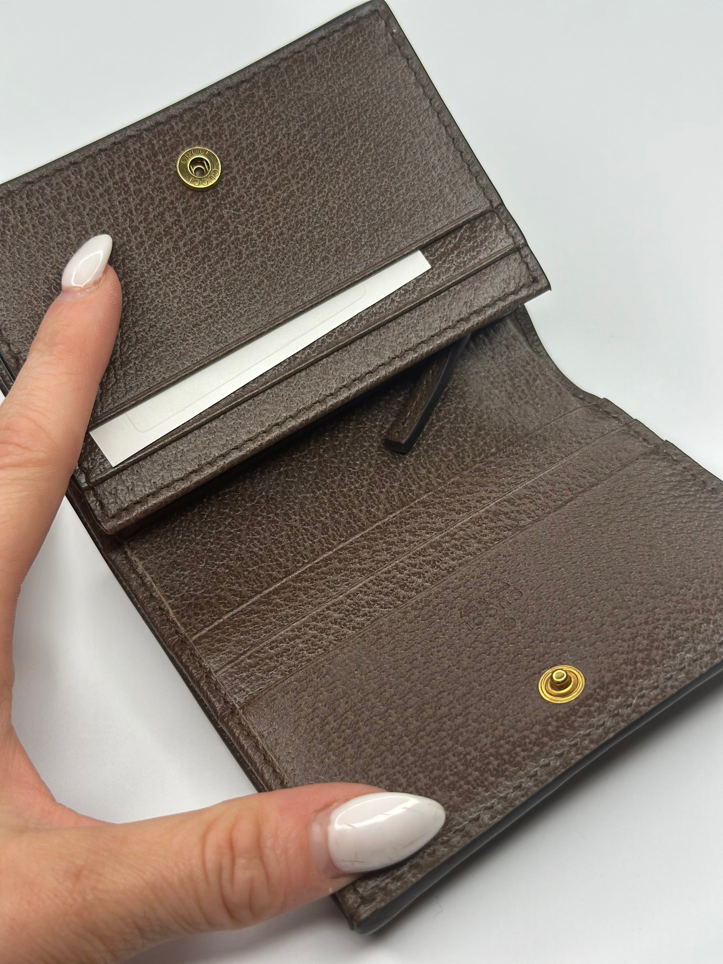 Pre-owned Gucci Diana Jumbo GG Bamboo Wallet Beige Brown
Compact Bifold Canvas