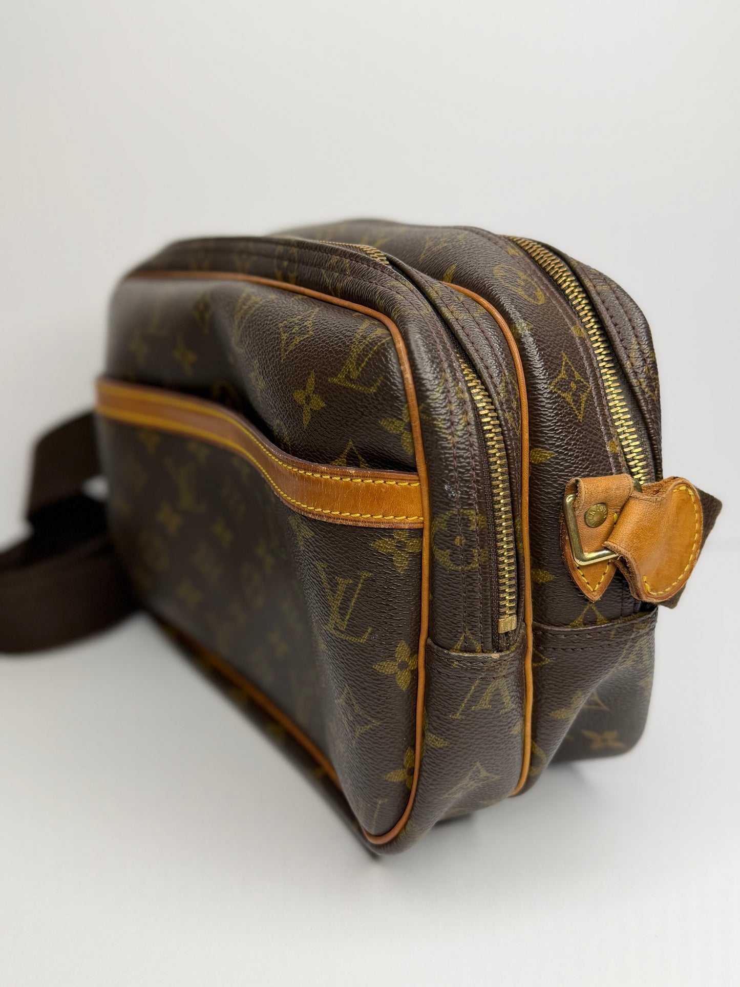 Pre-owned Louis Vuitton monogram, canvas reporter PM messenger