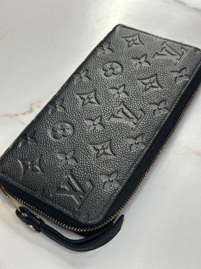 Pre-owned Louis Vuitton Noir Empriente Leather Zippy Wallet
