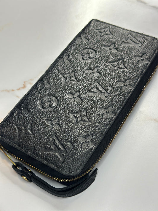 Pre-owned Louis Vuitton Noir Empriente Leather Zippy Wallet