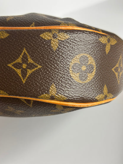 Pre-owned Louis Vuitton Monogram Odeon PM crossbody bag