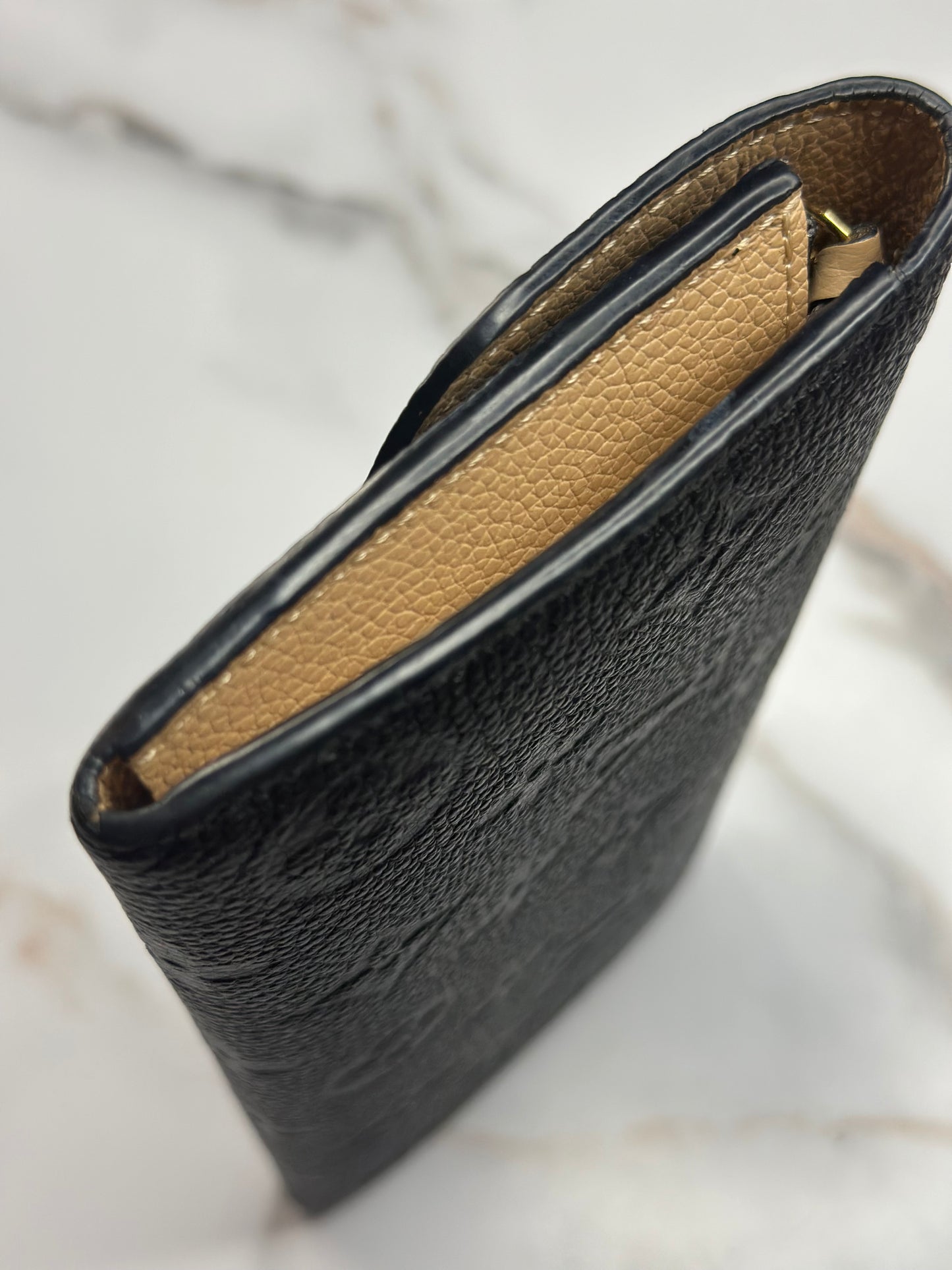 Pre-owned Louis Vuitton black Empriente leather monogram Emilie wallet