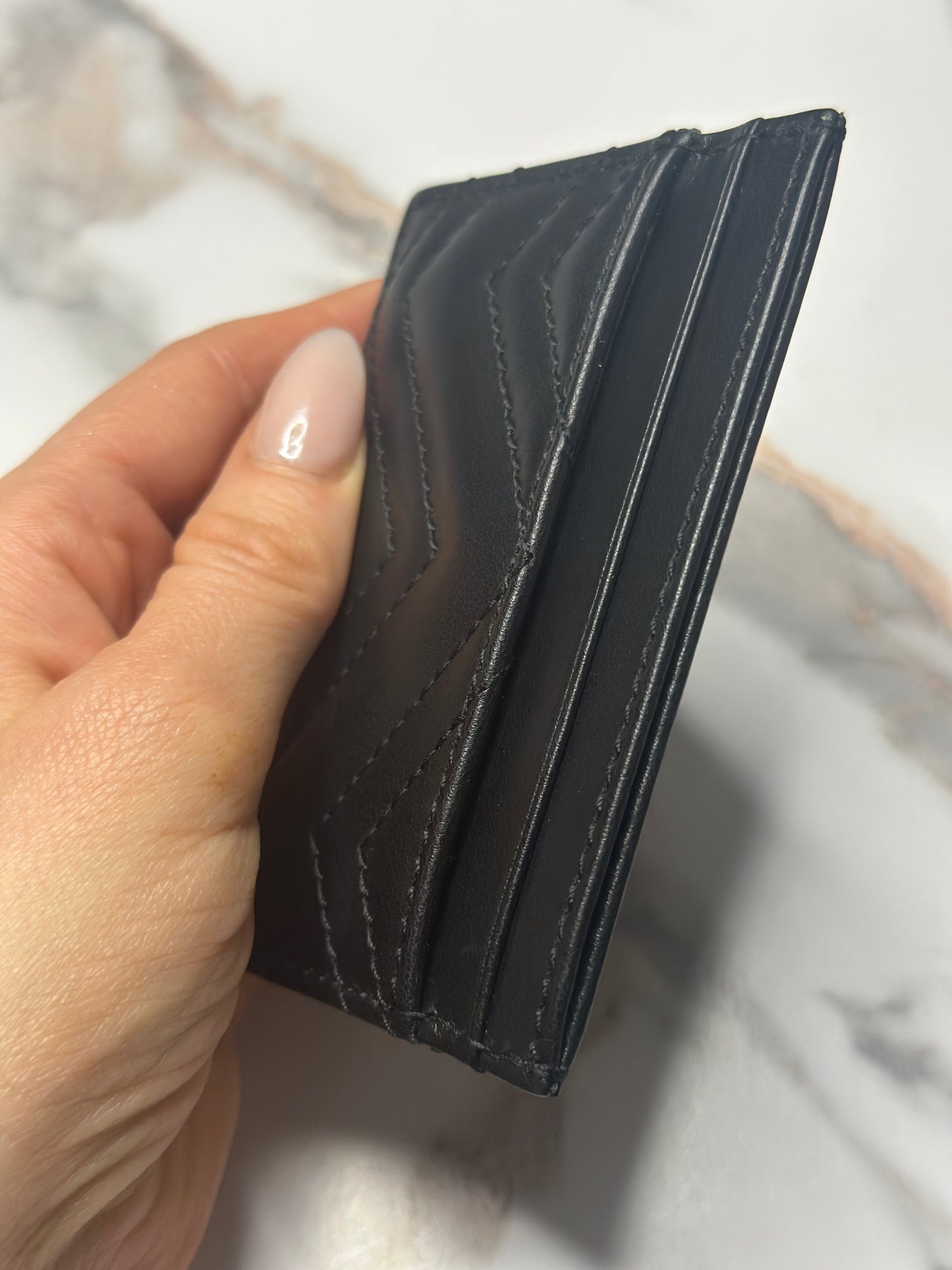 Pre-owned Gucci GG Marmont Black matelasse leather cardholder