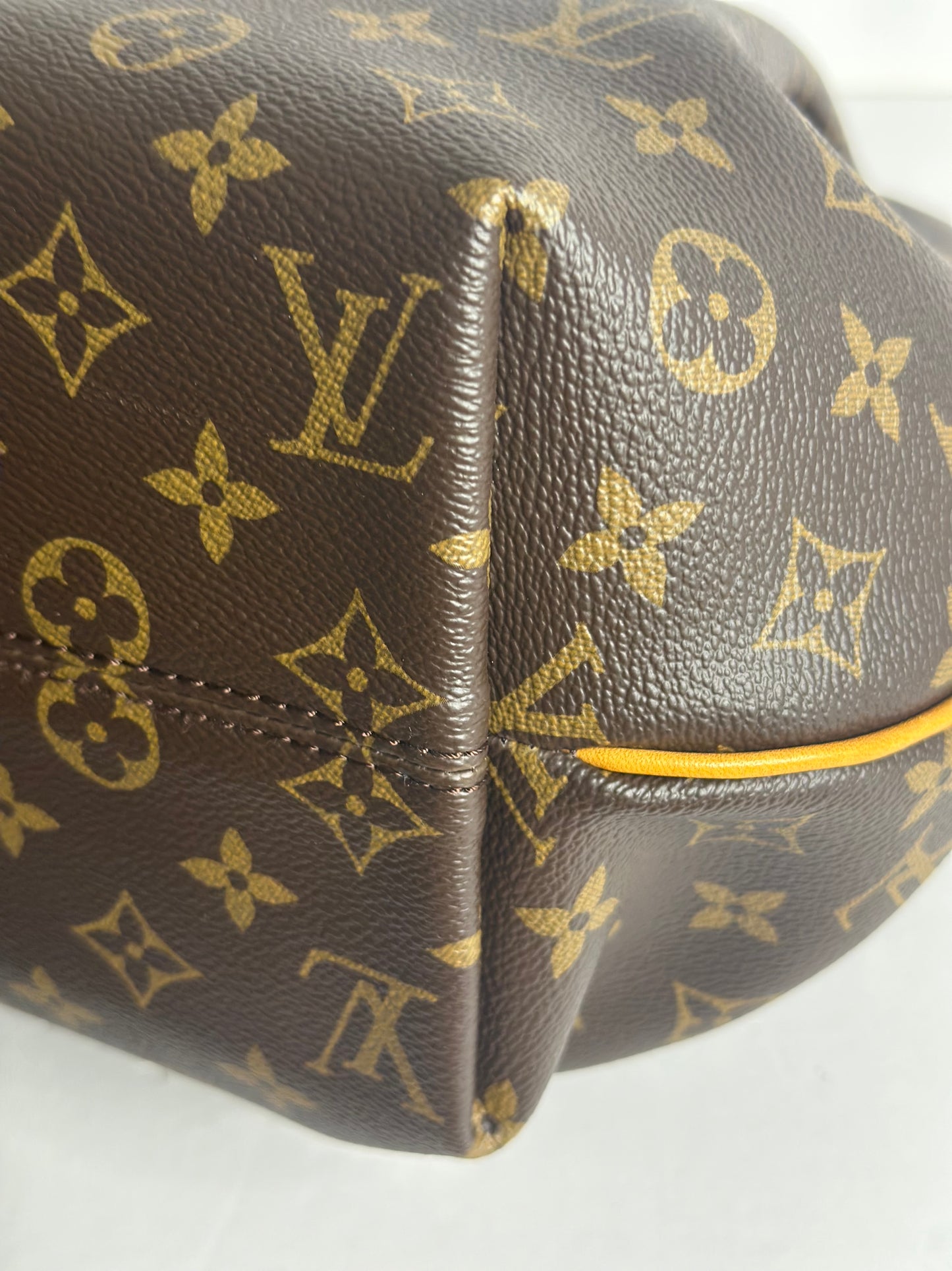 Pre-owned Louis Vuitton monogram canvas Turenne MM two way tote