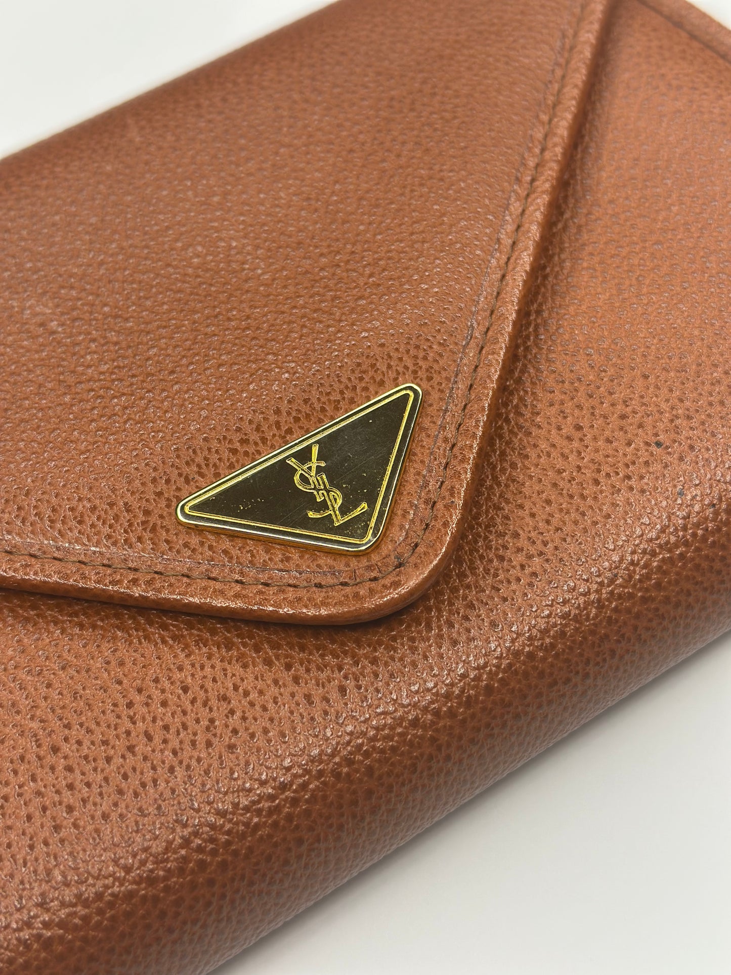 Pre-owned Yves Saint Laurent vintage envelope crossbody cognac leather
