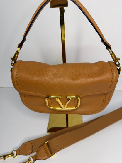 Pre-owned Valentino Garavani Alltime camel tone leather shoulder bag