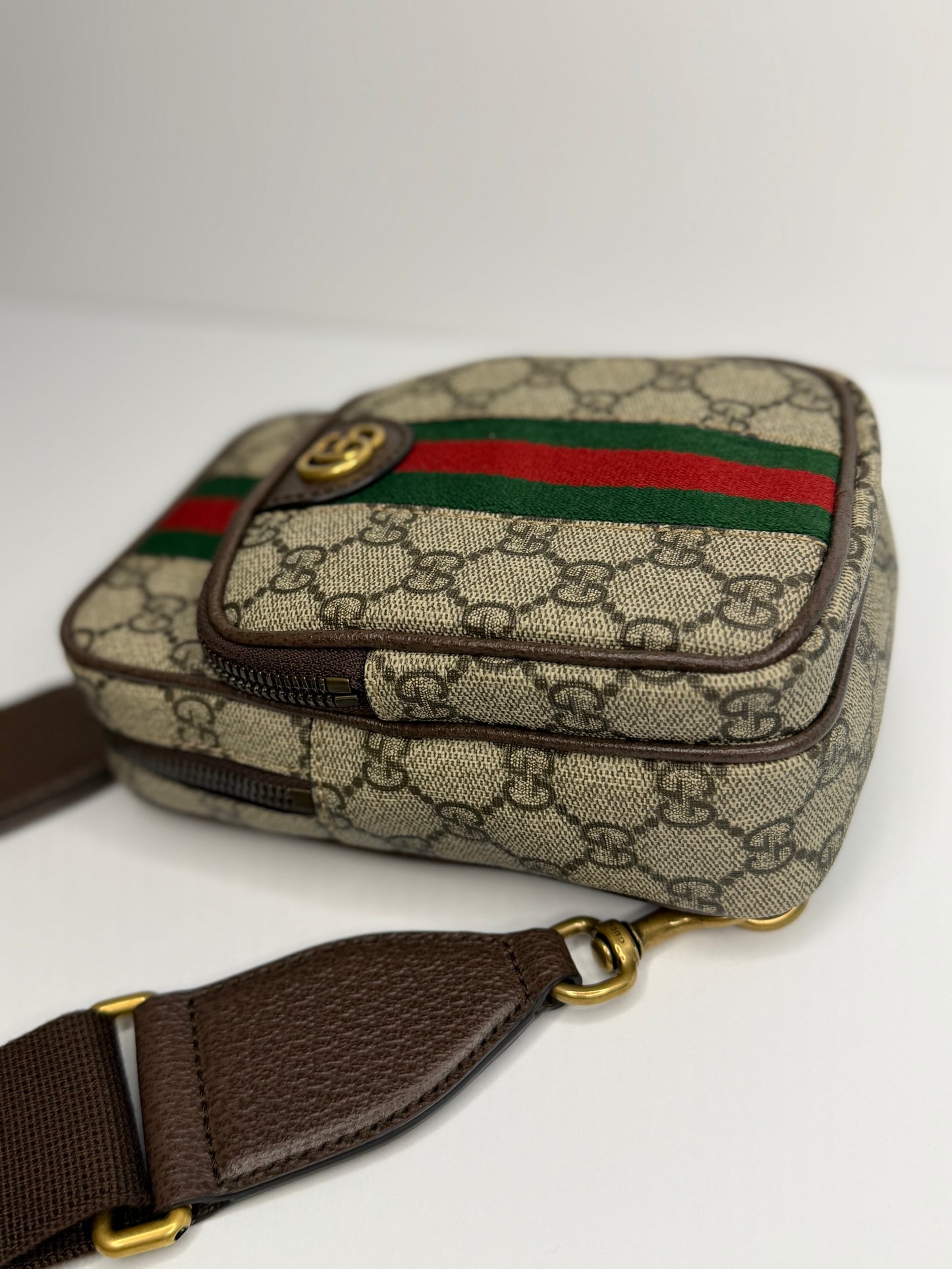 Pre-owned Gucci GG Supreme Monogram Web Mini Ophidia Messenger Brown