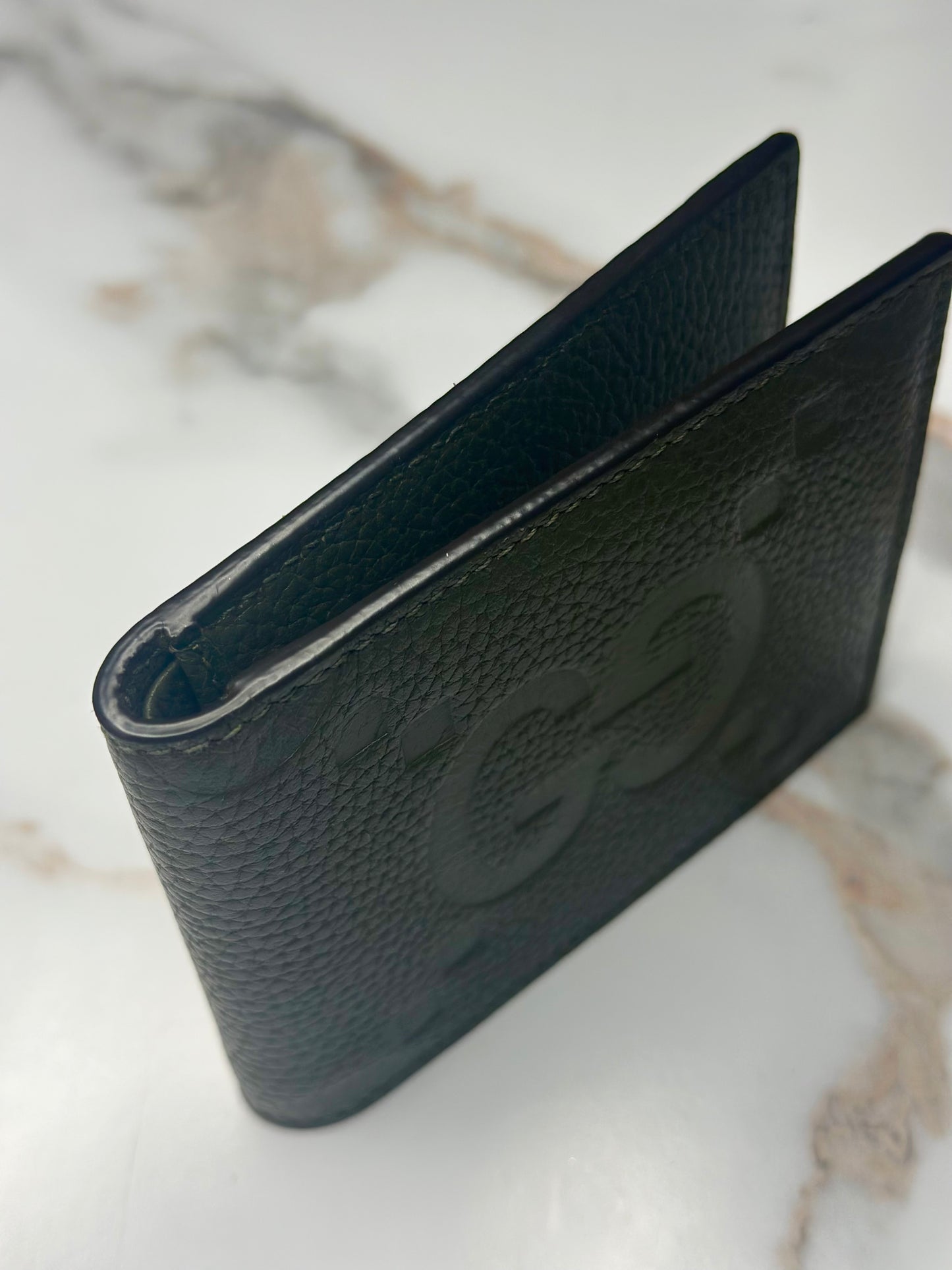 Pre-owned Gucci Jumbo GG bi-fold wallet in green full-grain leather