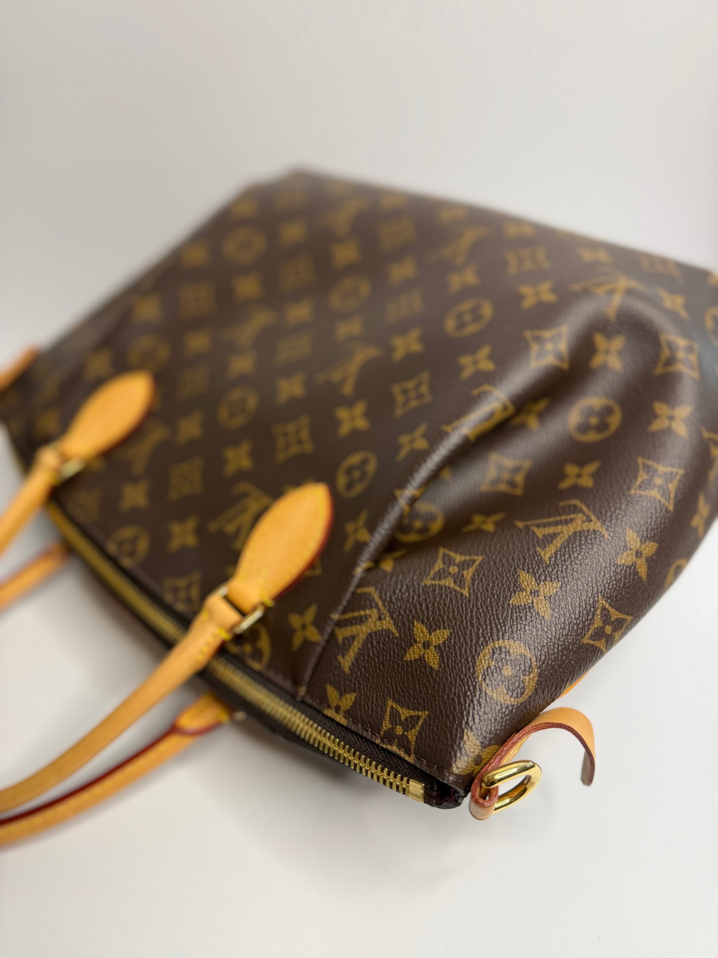 Pre-owned Louis Vuitton monogram canvas Turenne MM two way tote