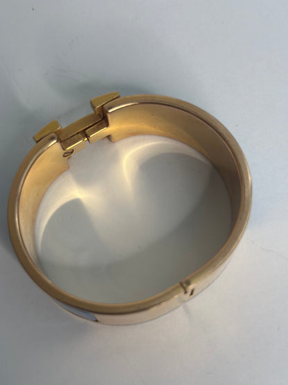 Pre-owned Hermes Paradise Blue Enamel Gold Plated Clic-Clac H PM Wide Bracelet ()