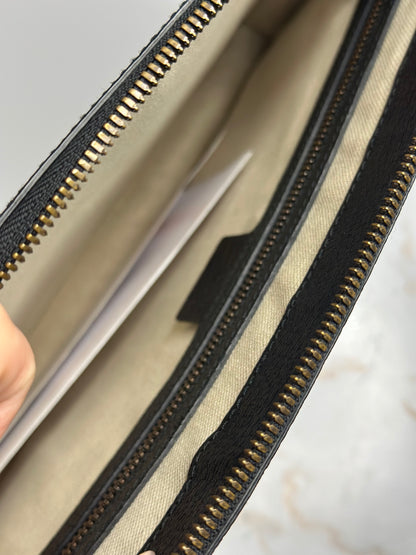 Pre-owned Gucci black leather Bee Star clutch