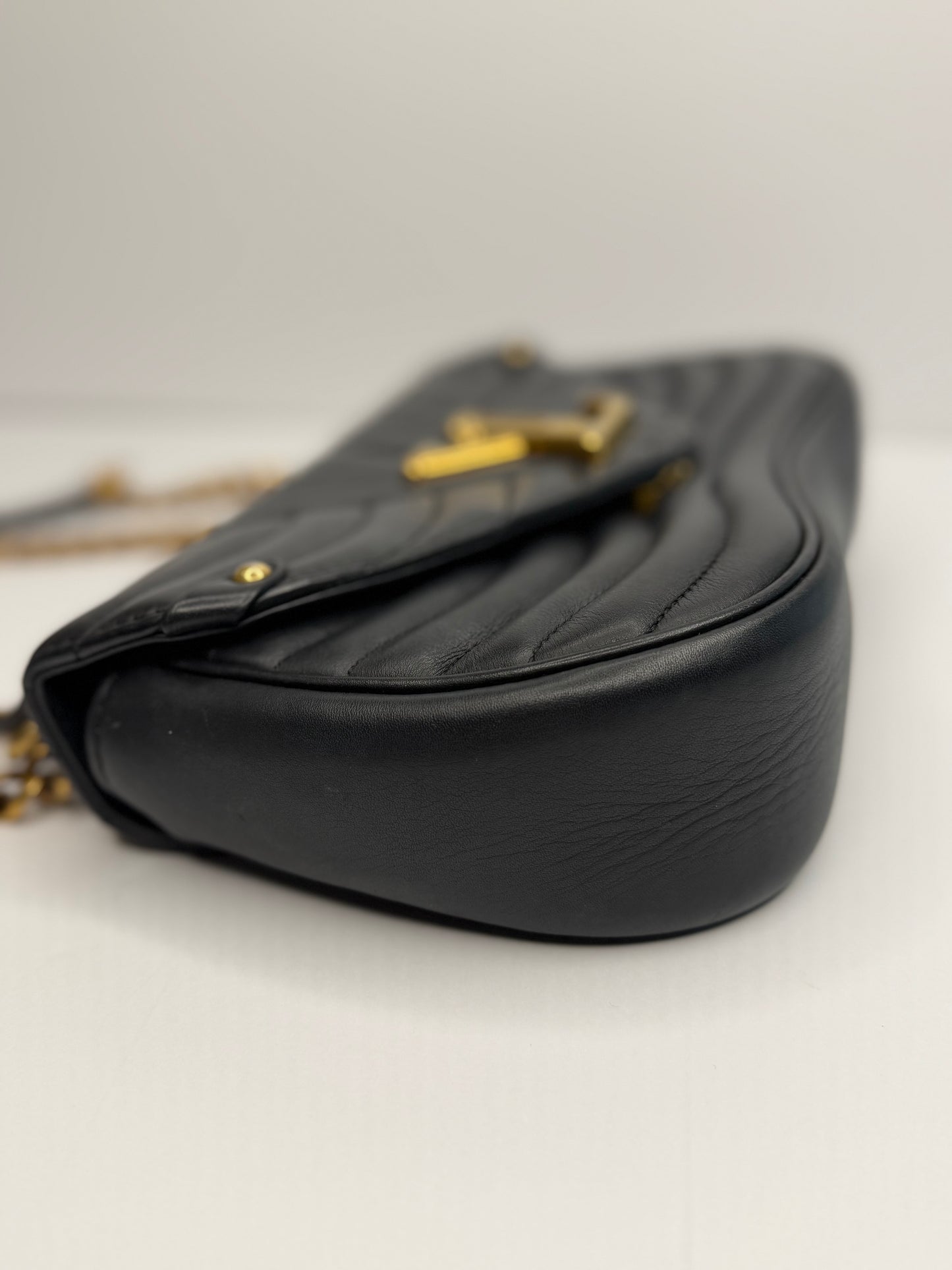 Pre-owned Louis Vuitton New Wave PM quilted leather Crossbody