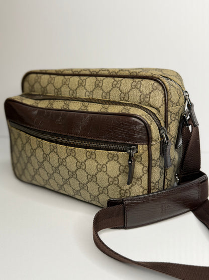 Pre-owned Gucci Beige GG Supreme Canvas Small Camera Messenger Bag