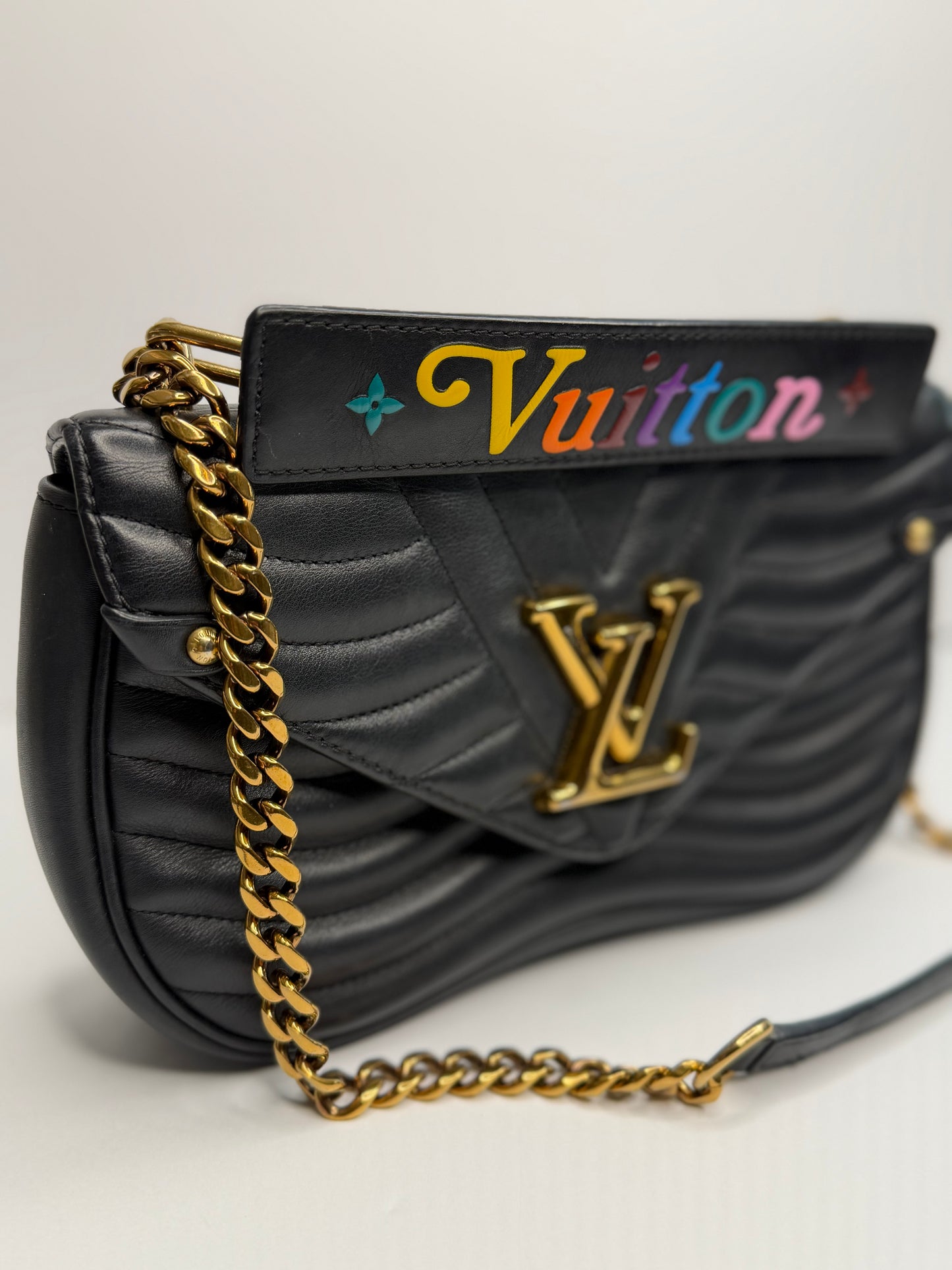 Pre-owned Louis Vuitton New Wave PM quilted leather Crossbody