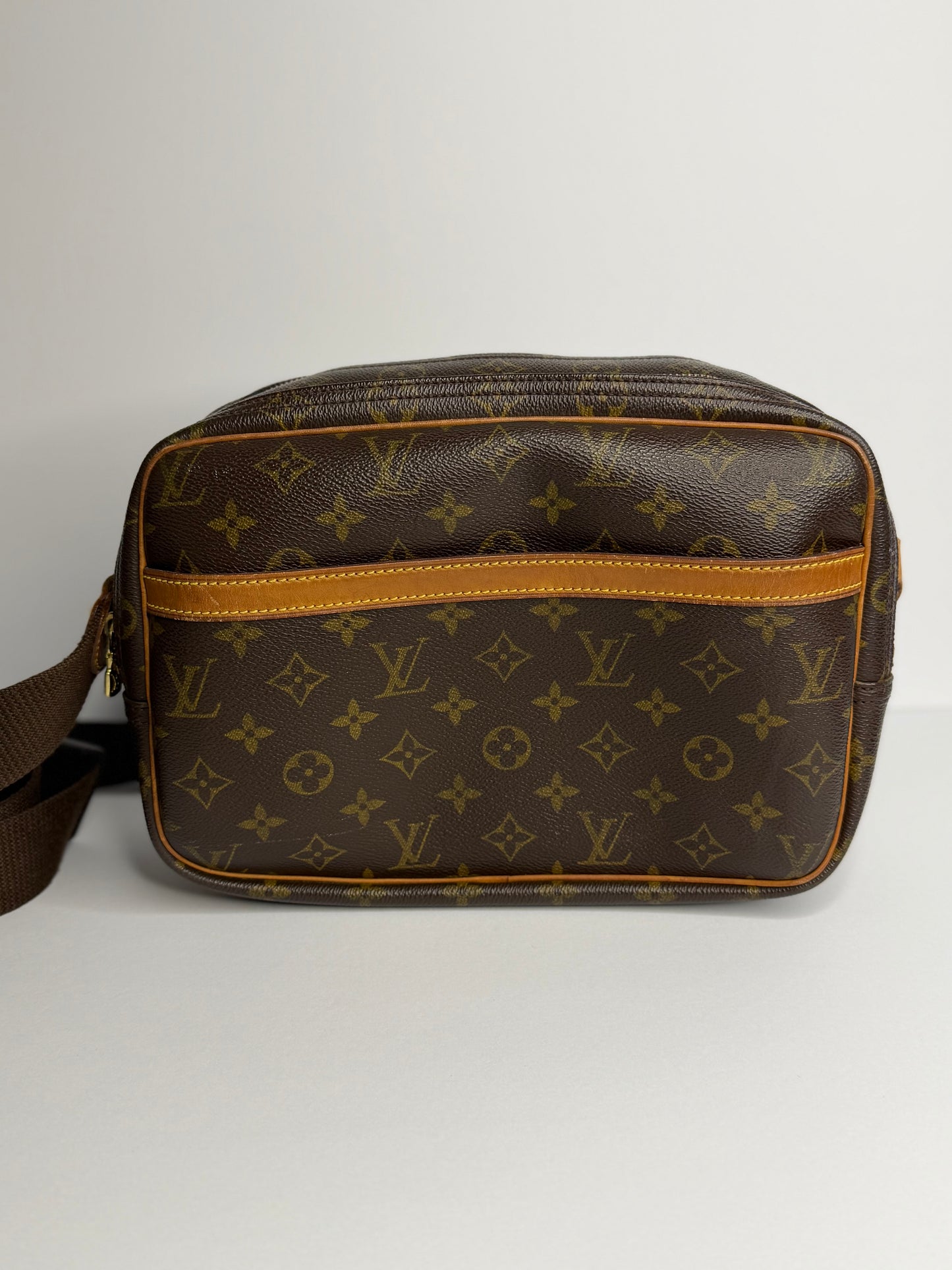 Pre-owned Louis Vuitton monogram, canvas reporter PM messenger