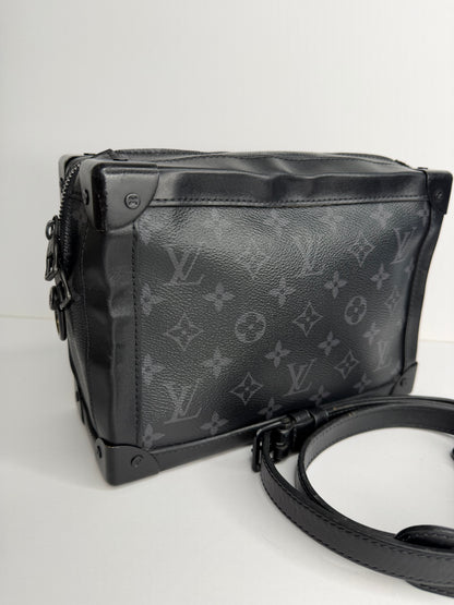 Pre-owned Louis Vuitton monogram eclipse, soft trunk Crossbody