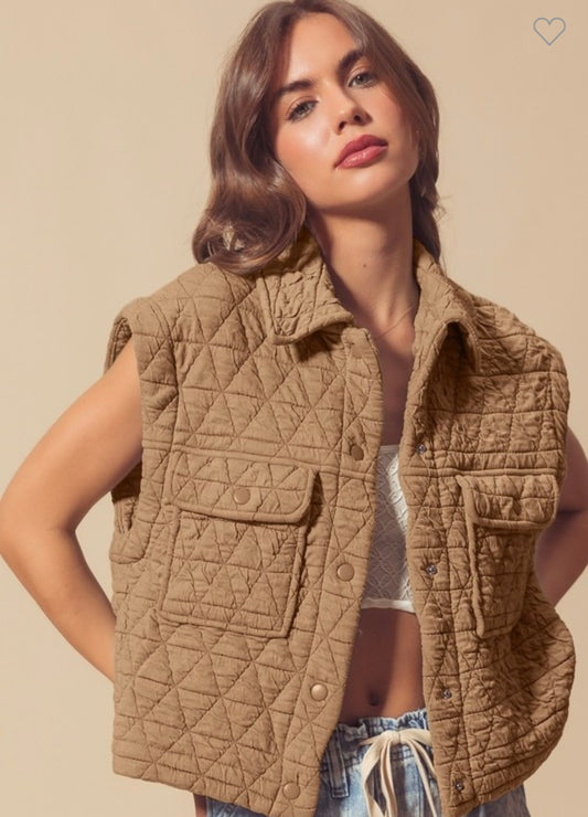 Triangle Quilted Button up vest -Coco