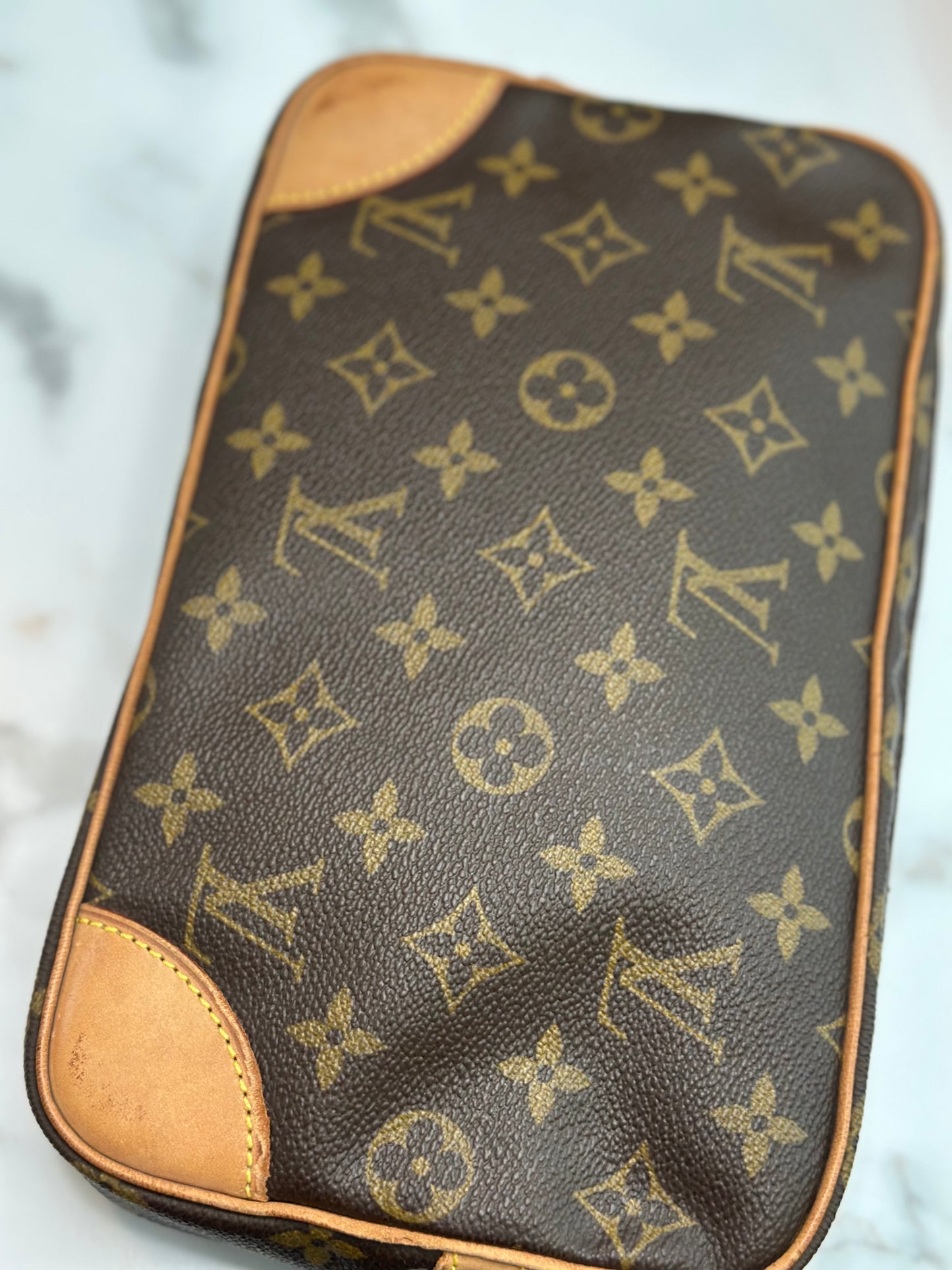 Pre-owned Louis Vuitton monogram canvas Marly Dragonne GM clutch