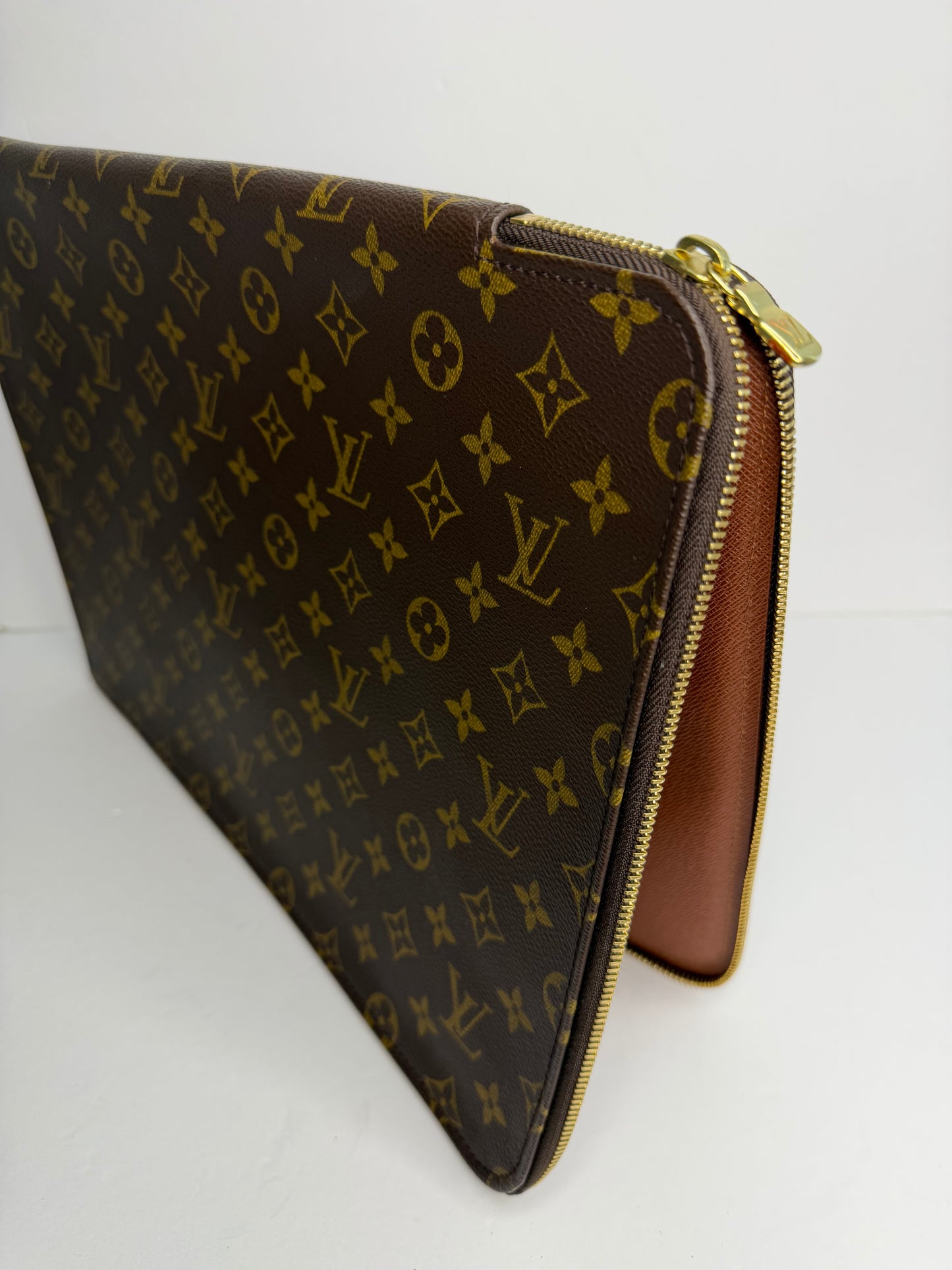 Pre-owned Louis Vuitton monogram canvas Poche Documents