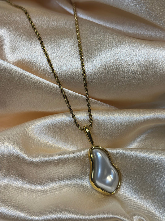 Pearl Drop Necklace