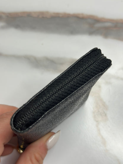 Pre-owned Chanel vintage coco mark caviar leather coin pouch