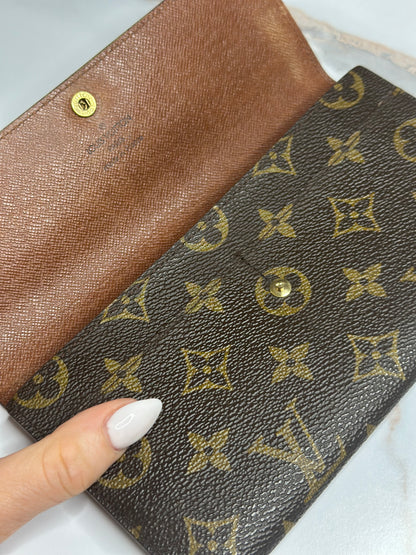 Pre-owned Louis Vuitton monogram canvas Sarah wallet